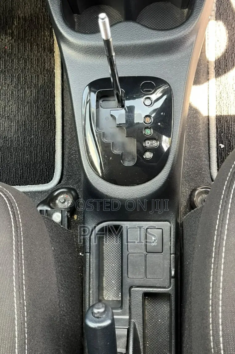 Toyota Vitz 2019 Blue