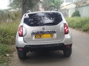 Renault Duster 2018 Silver