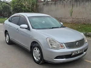 Nissan Bluebird 2011 Silver