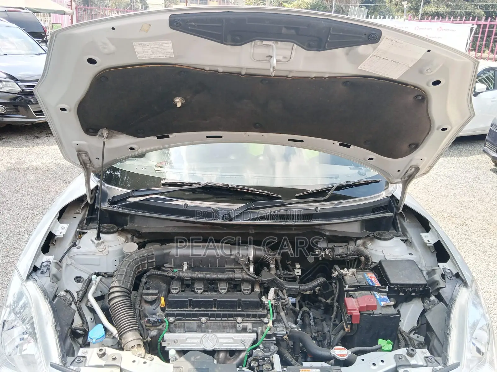 Suzuki Swift 2017 Silver