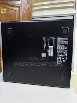 Desktop Computer HP EliteDesk 705 8GB AMD Ryzen 5 SSD 256GB