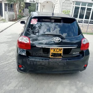 Toyota Auris 2010 Black