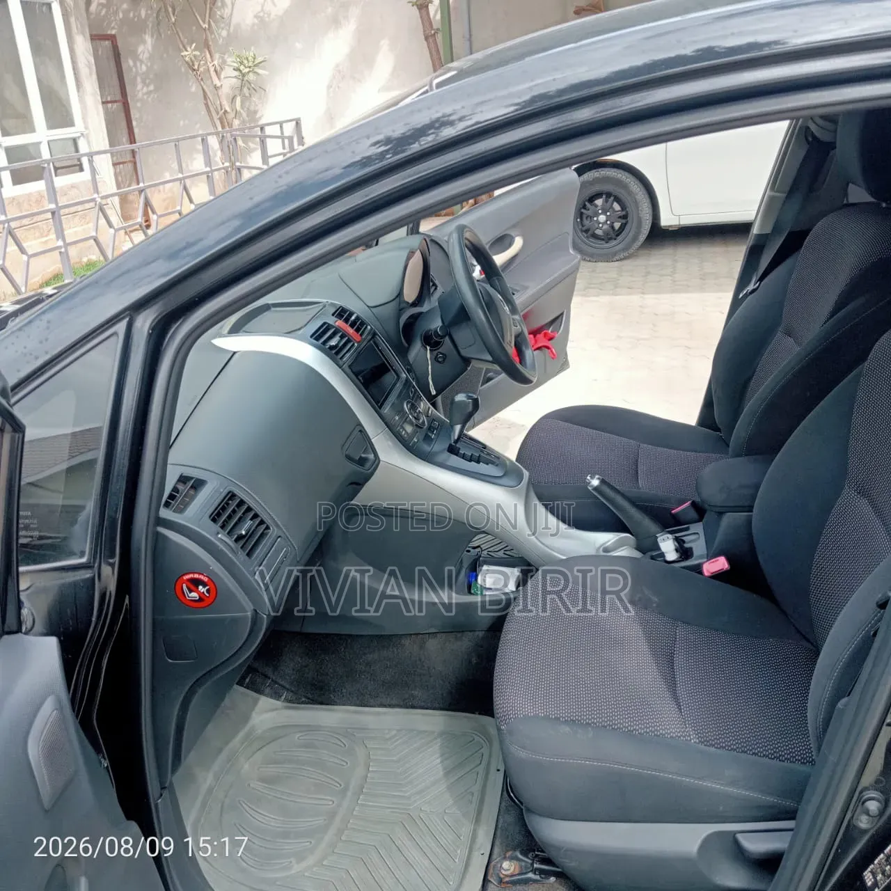 Toyota Auris 2010 Black