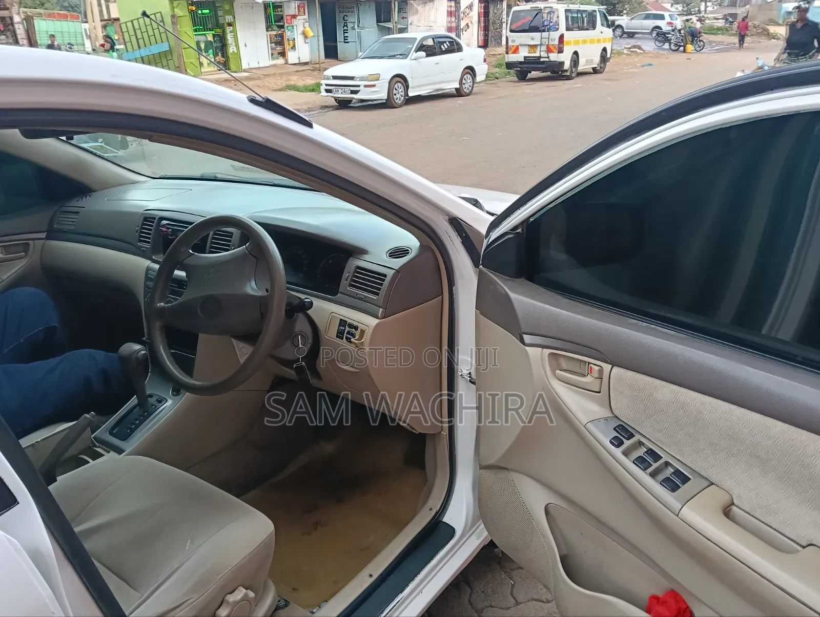 Toyota Corolla 2005 White