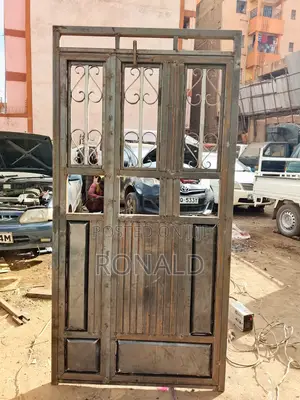 Metal Doori