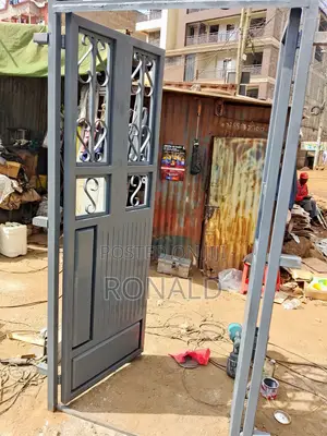 Metal Doori