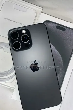 New Apple iPhone 15 Pro Max 256 GB Black