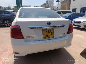 Toyota Axio 2016 Pearl