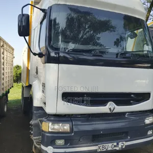 Renault Tipper Lorry