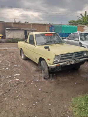 Nissan 1400 1989 Beige