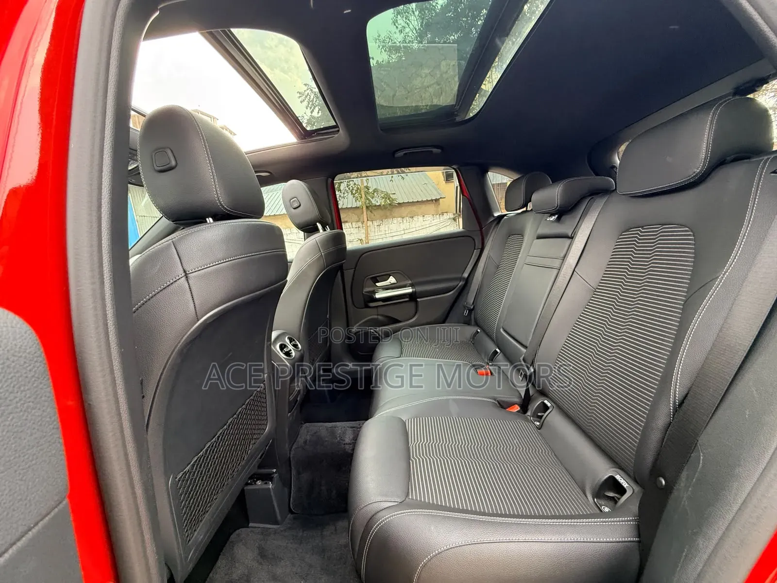 Mercedes-Benz B-Class 2019 Red