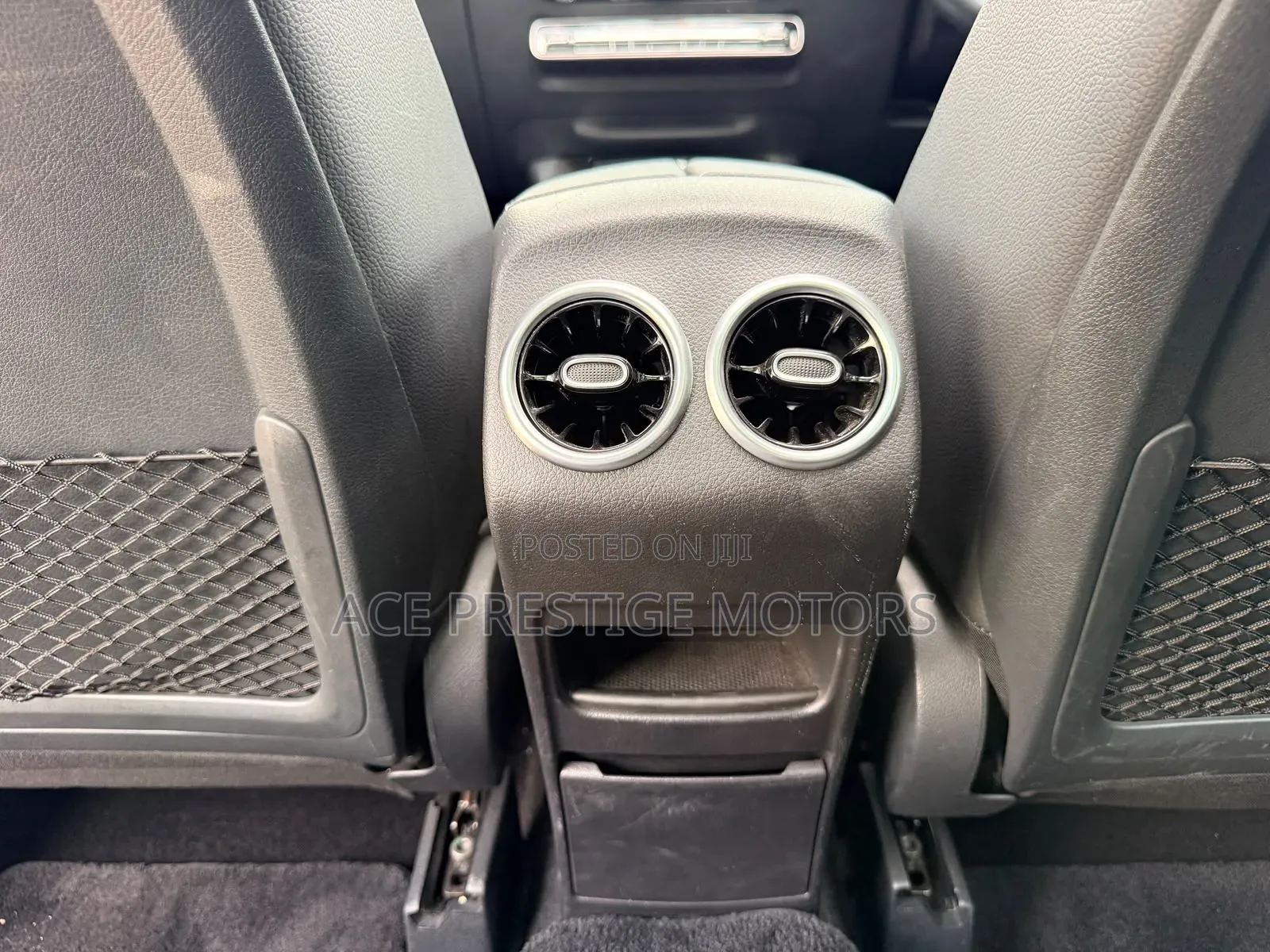 Mercedes-Benz B-Class 2019 Red