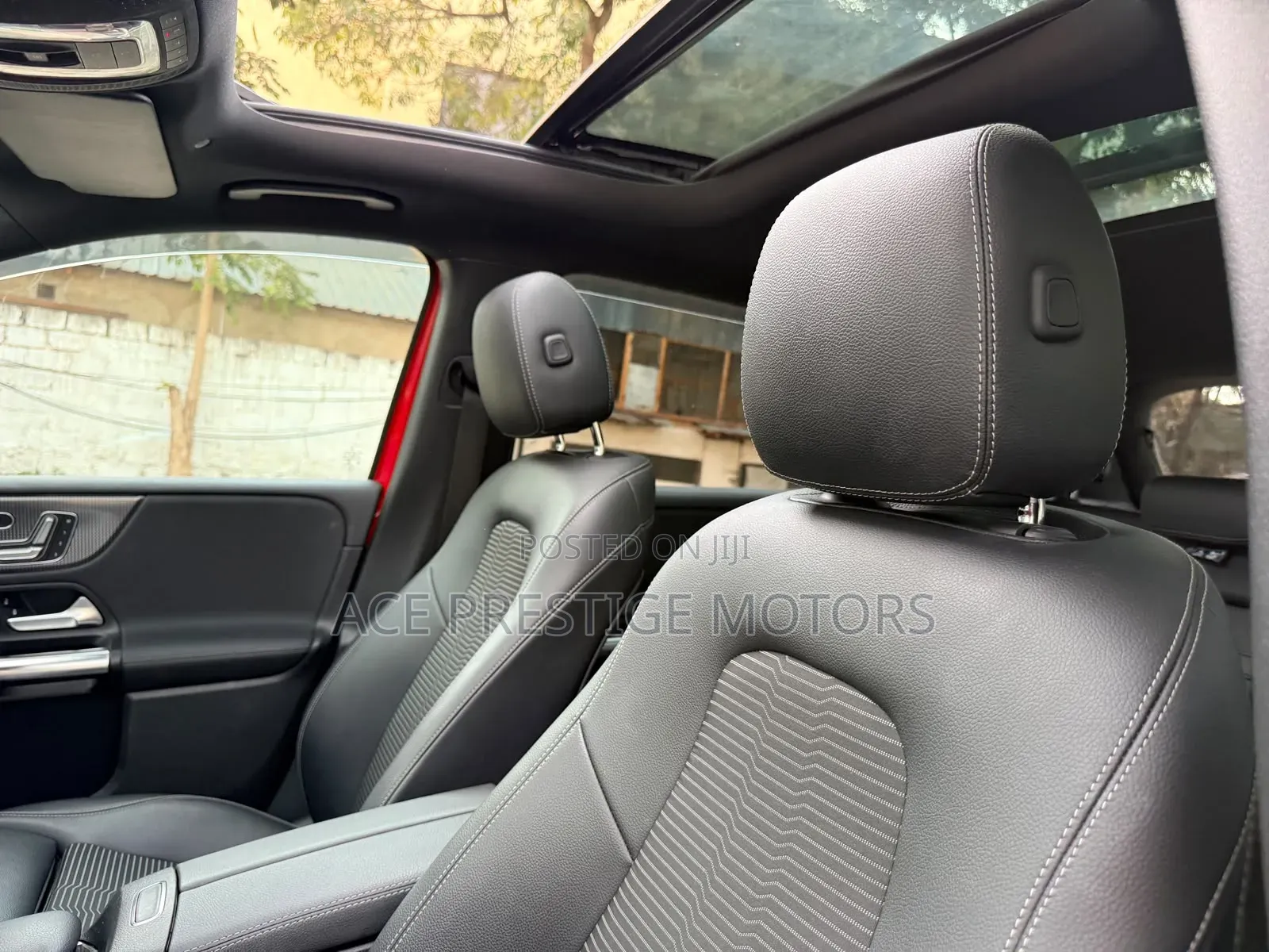 Mercedes-Benz B-Class 2019 Red