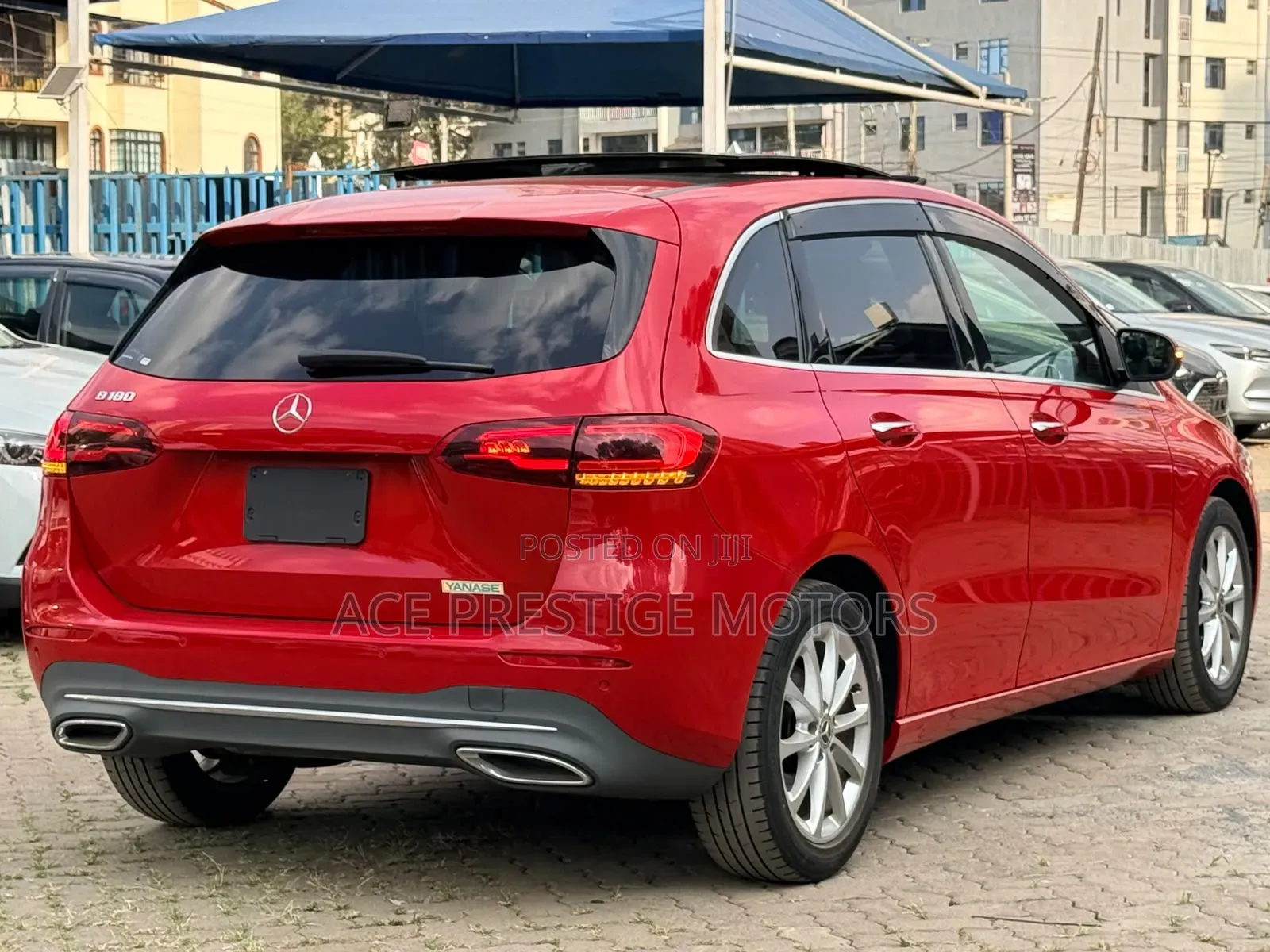 Mercedes-Benz B-Class 2019 Red