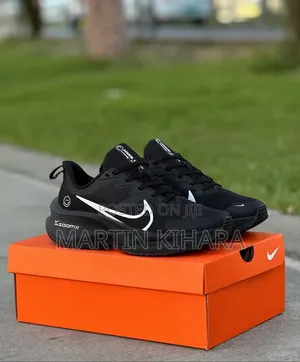 Nike Zoom X(size 37-42)