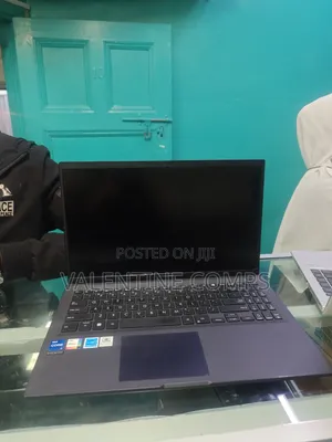 Laptop Asus ExpertBook B1 16GB Intel Core i7 SSD 512GB