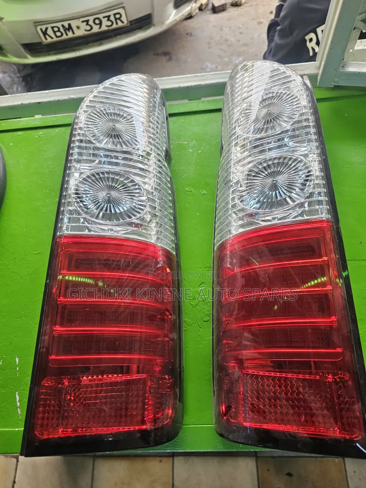 7L Tale Lights