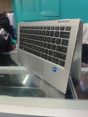 Laptop HP EliteBook 830 G8 16GB Intel Core i7 SSD 512GB