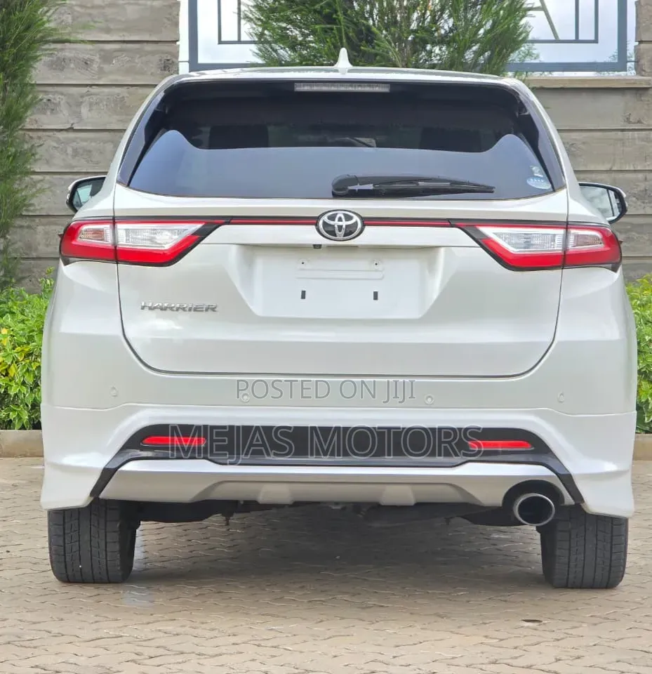 Toyota Harrier 2019 White