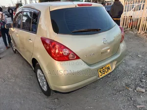 Nissan Tiida 2008 Beige