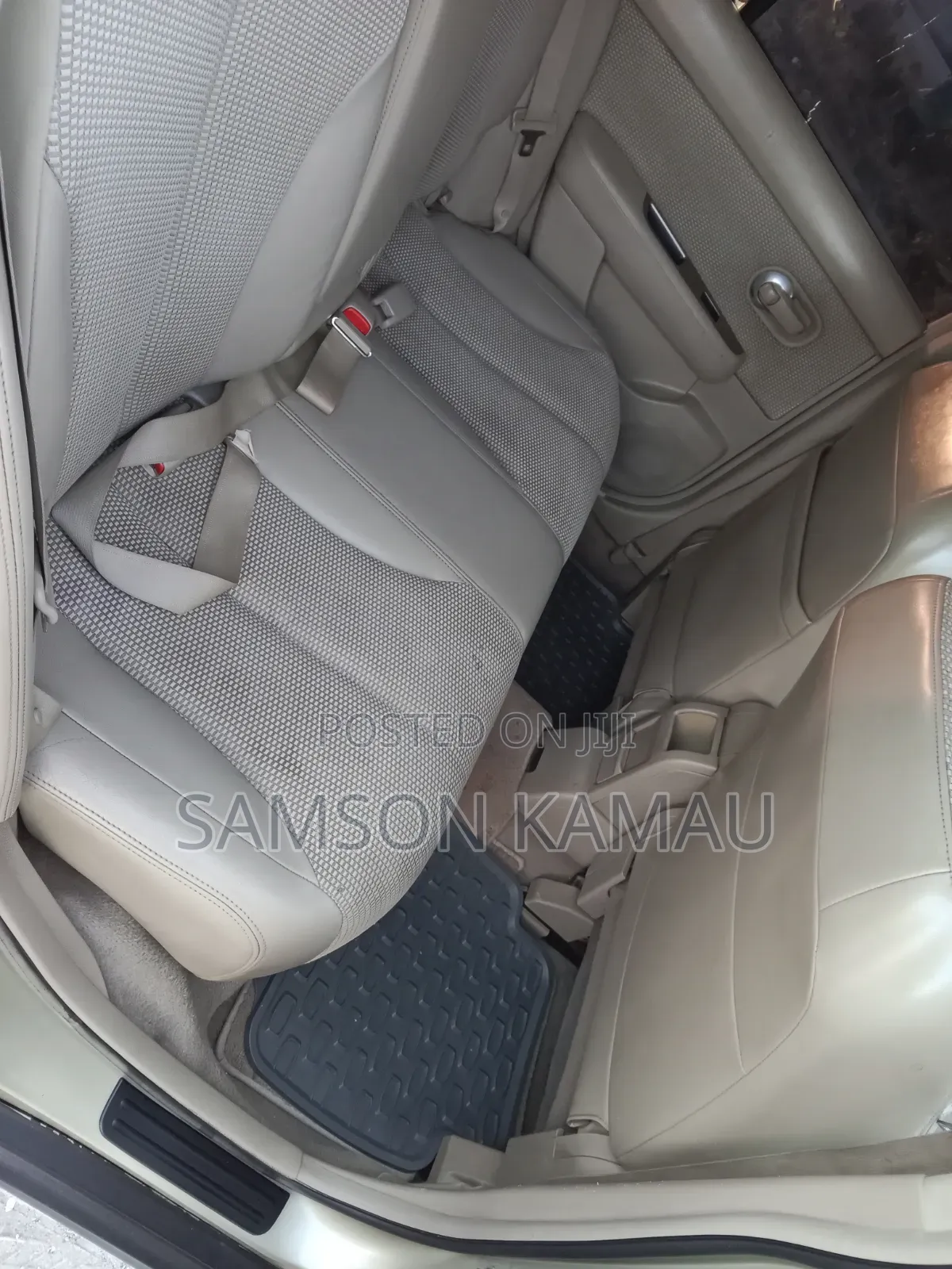 Nissan Tiida 2008 Beige