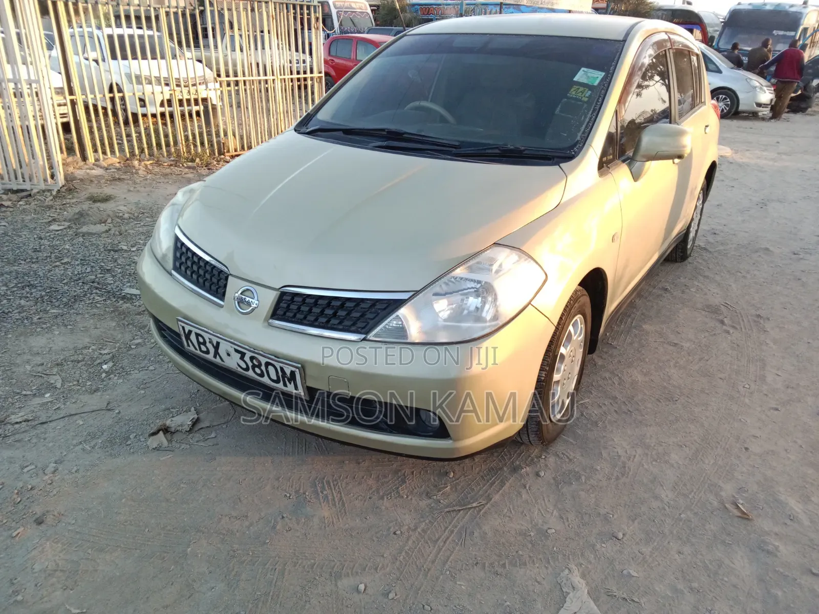 Nissan Tiida 2008 Beige