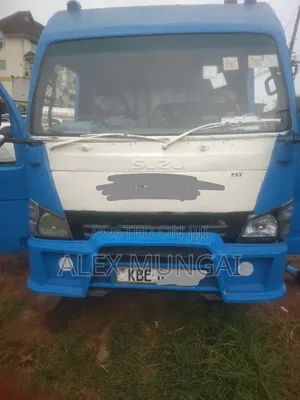 Isuzu Executive Bus 2007 Blue
