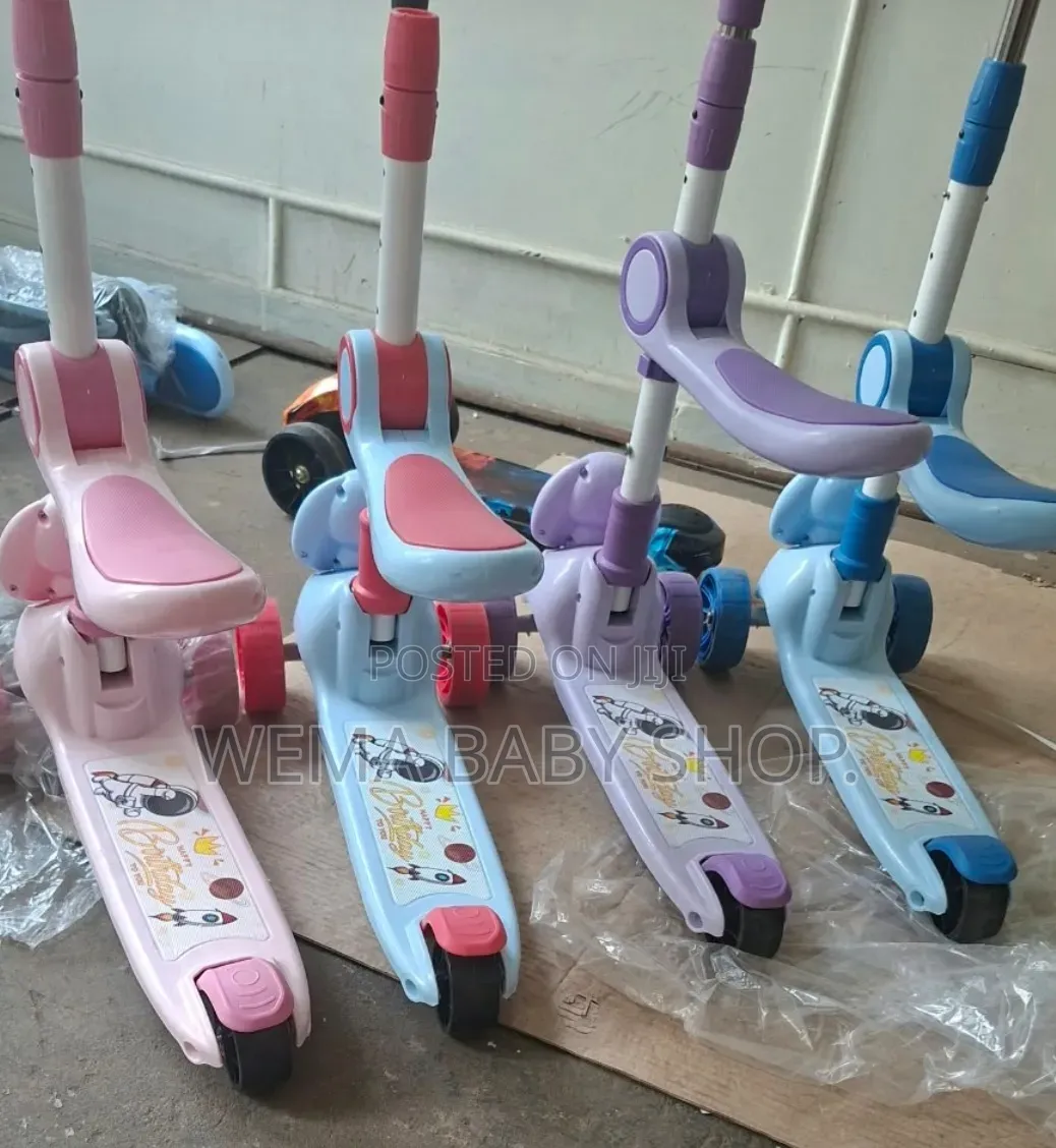 2-in-1 Adjustable Kids Scooter- Foldable/Removable Seat,Music, Lights