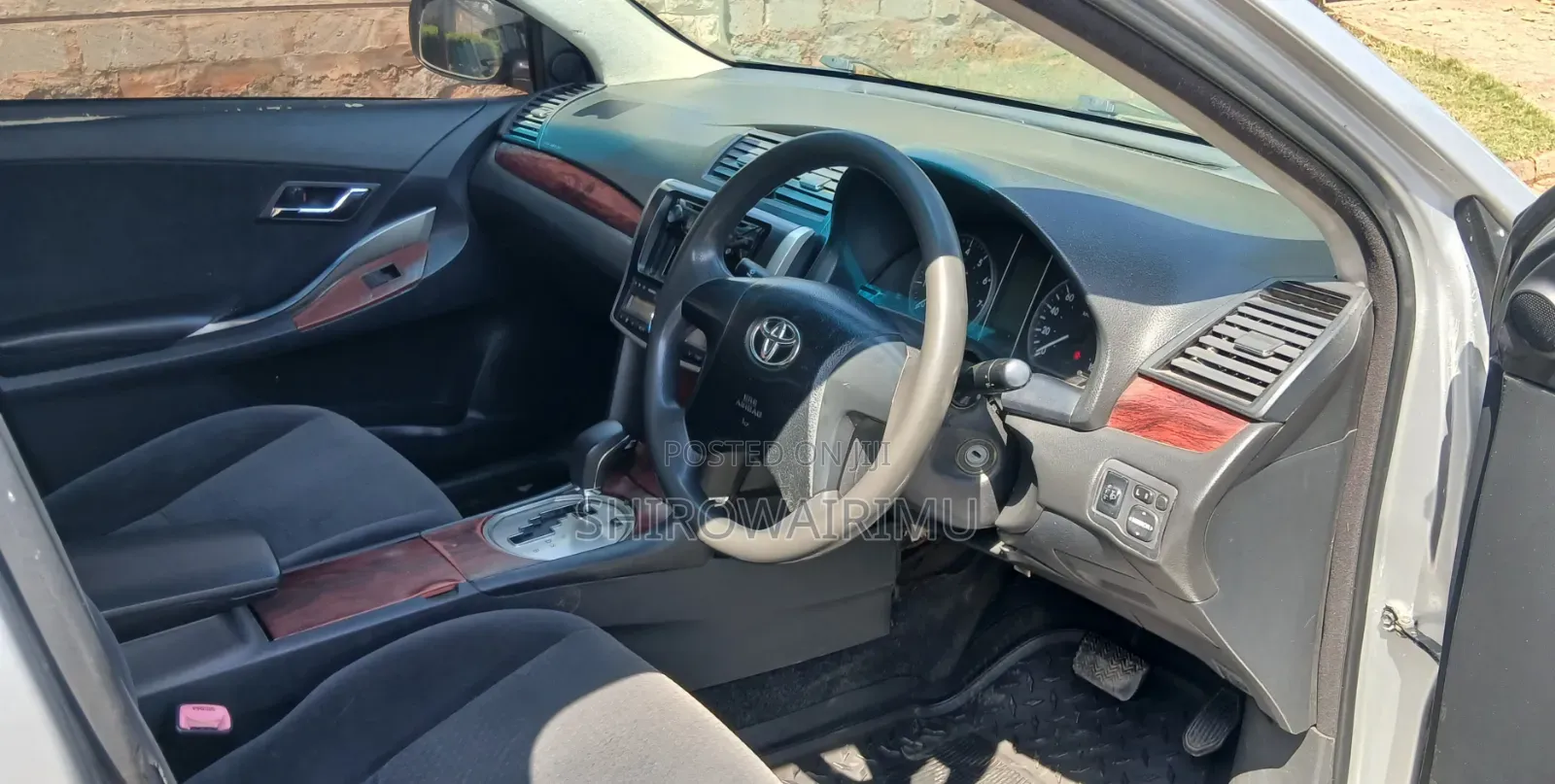 Toyota Allion 2013 Silver