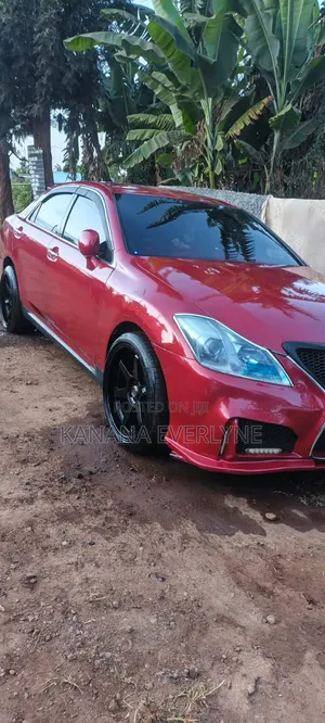 Toyota Crown 2009 Maroon