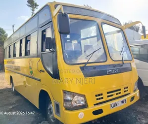 Isuzu NQR 2006 Yellow