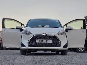 Toyota Sienta 2019 Pearl