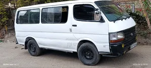 Toyota HiAce 2012 White