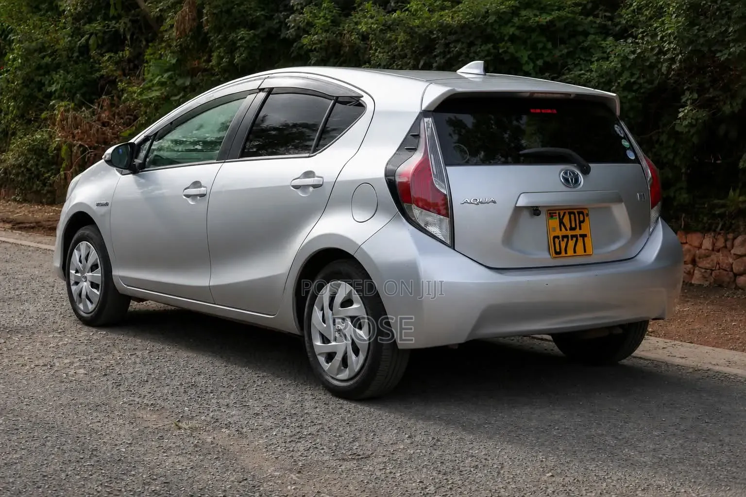 Toyota Aqua 2016 Silver