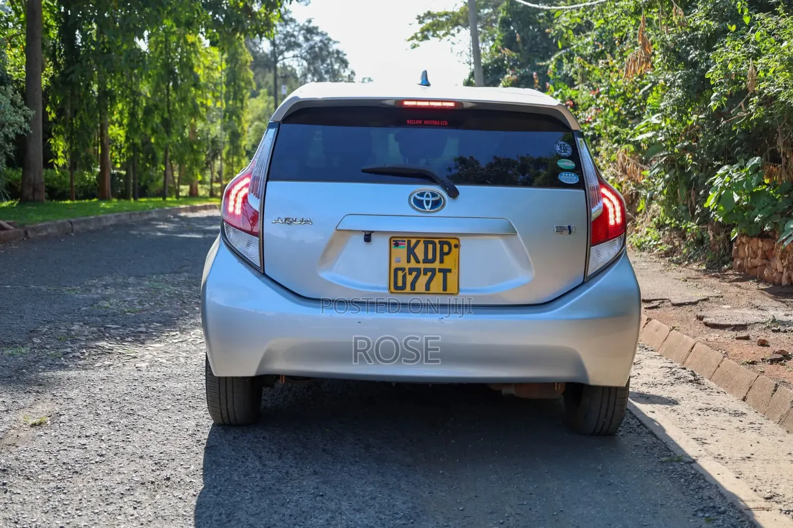 Toyota Aqua 2016 Silver