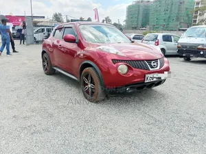 Nissan Juke S 2011 Maroon