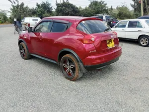 Nissan Juke S 2011 Maroon