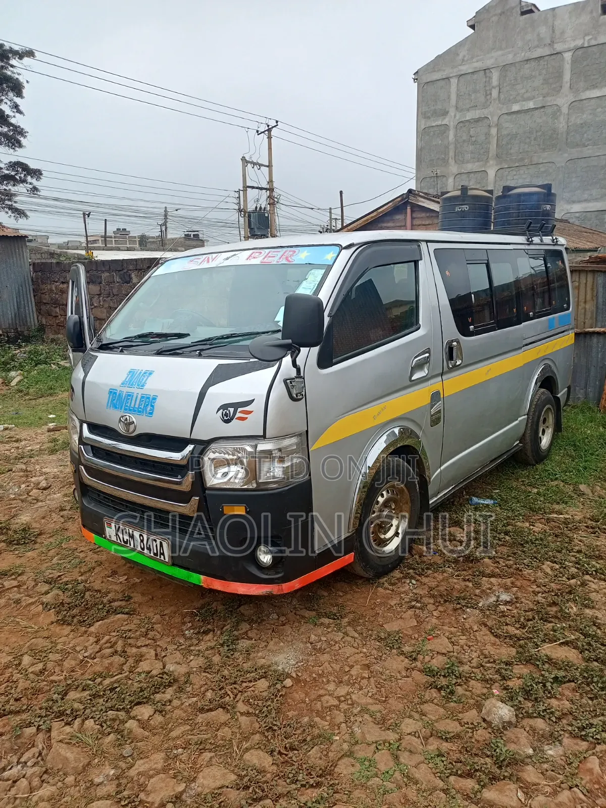 Toyota HiAce 2010 Silver