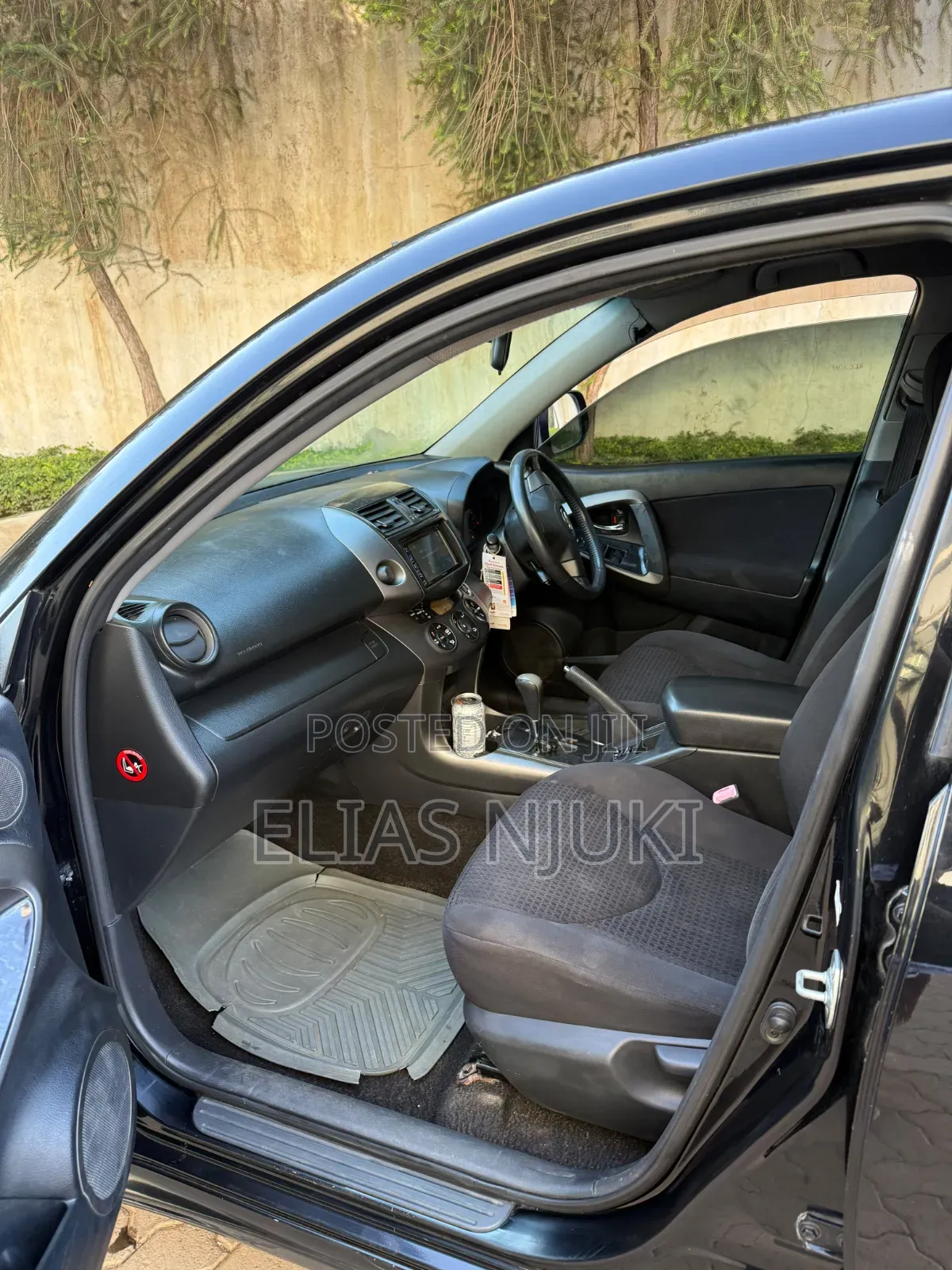 Toyota Vanguard 2011 Black