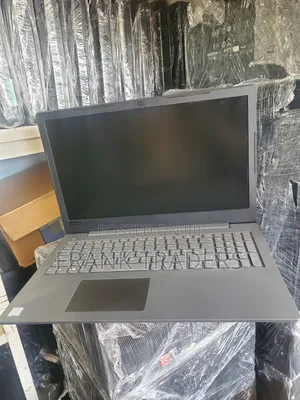 Laptop Lenovo V130-15IKB 4GB Intel Core i3 SSD 256GB