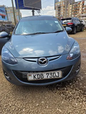 Mazda Demio 2013 Blue