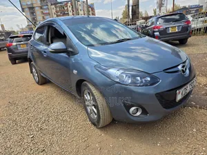Mazda Demio 2013 Blue