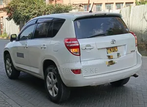 Toyota RAV4 2014 White