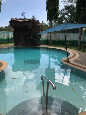 5bdrm Bungalow in Diani for sale