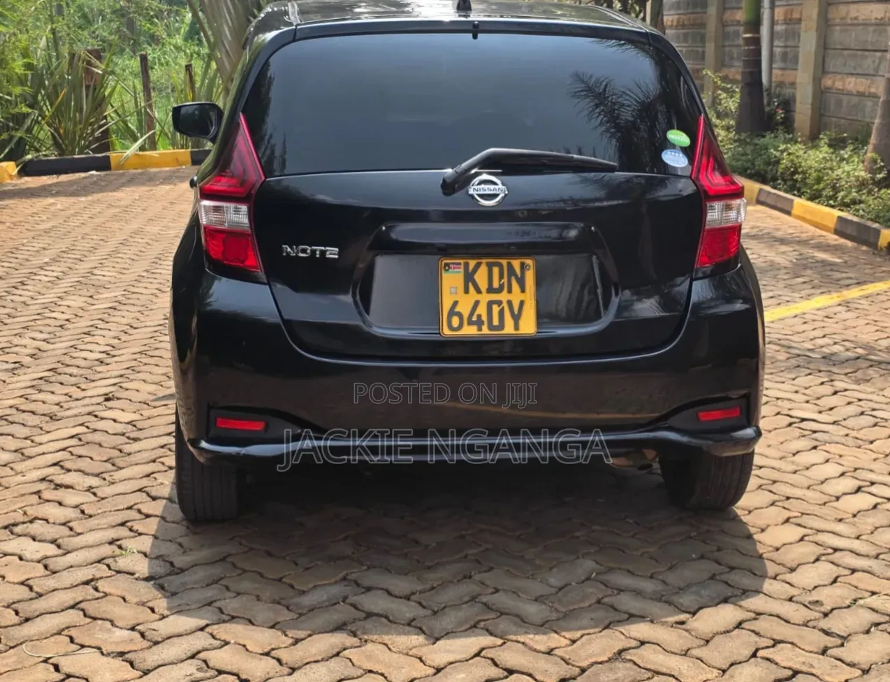 Nissan Note 2017 Black