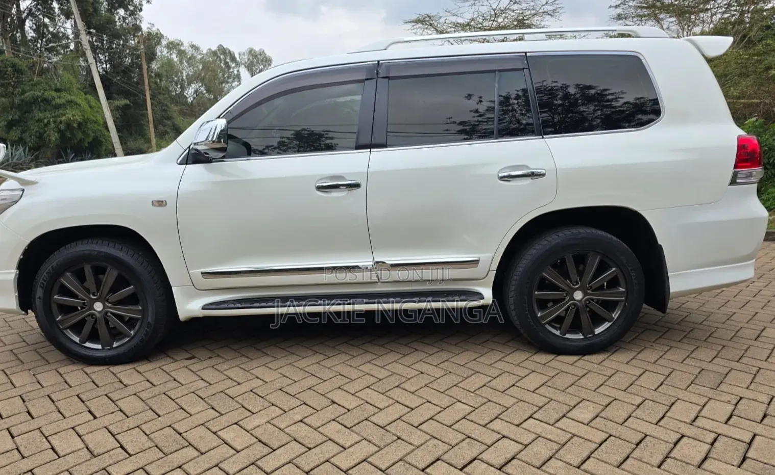 Toyota Land Cruiser 2008 White