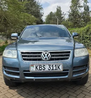 Volkswagen Touareg 2006 Blue