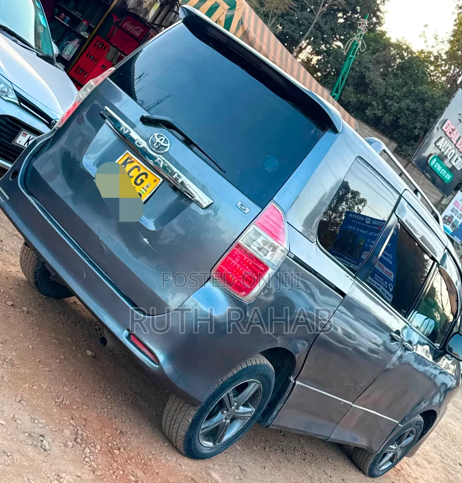 Toyota Noah 2008 Gray