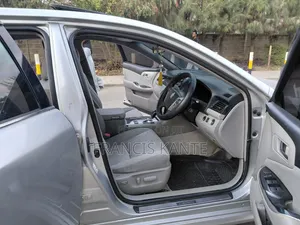 Toyota Crown 2011 Silver