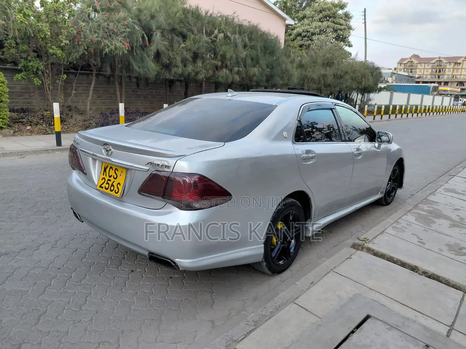 Toyota Crown 2011 Silver